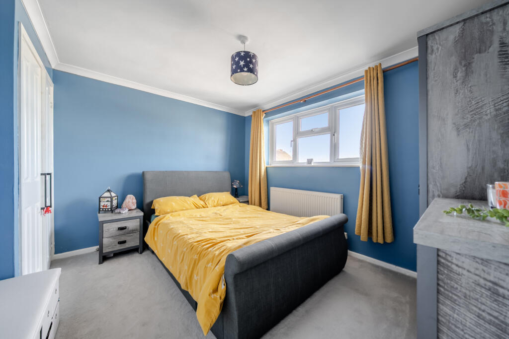 Apartment in Twickenham - View 5