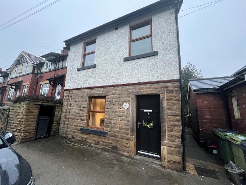 Main image of property: Wakefield Road, Denby Dale, Huddersfield