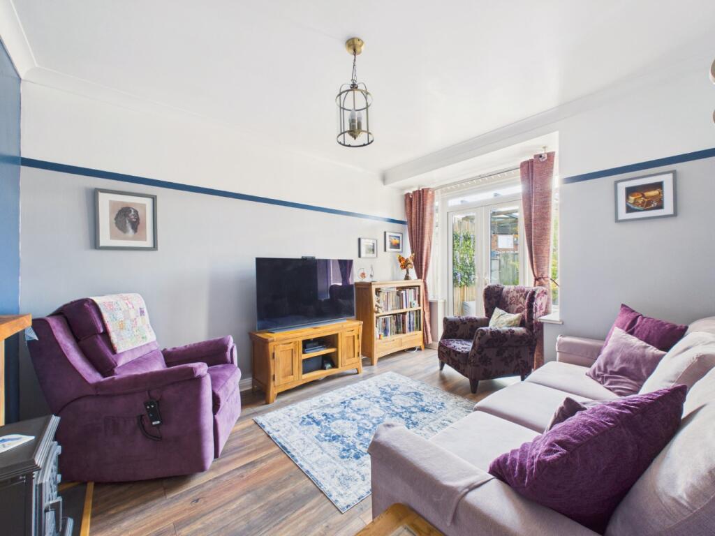 House in Hull, Kingston upon Hull - View 3