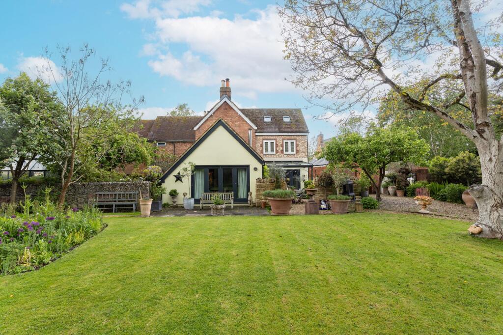 Main image of property: Waterperry, Oxford, OX33