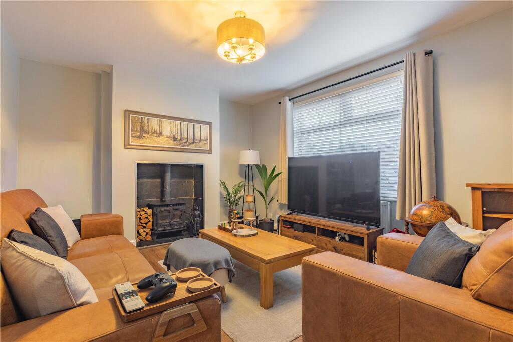 Stopford Avenue, Littleborough, Greater Manchester, OL15 photo 2