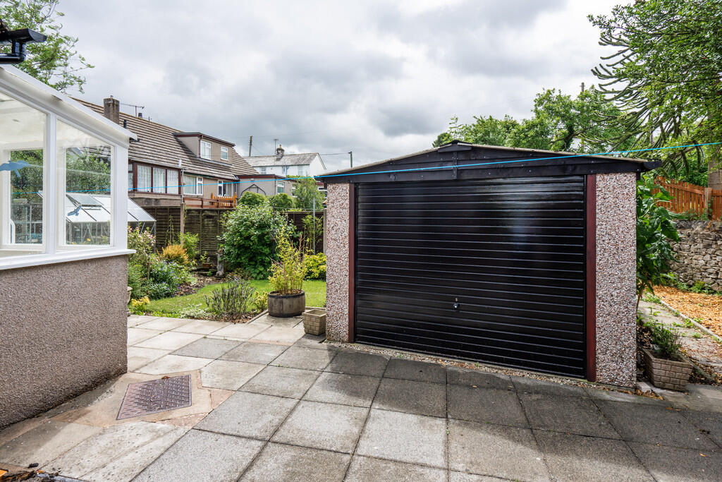 Main image of property: 2 Langdale Crest, Storth, Milnthorpe, Cumbria, LA7 7JG