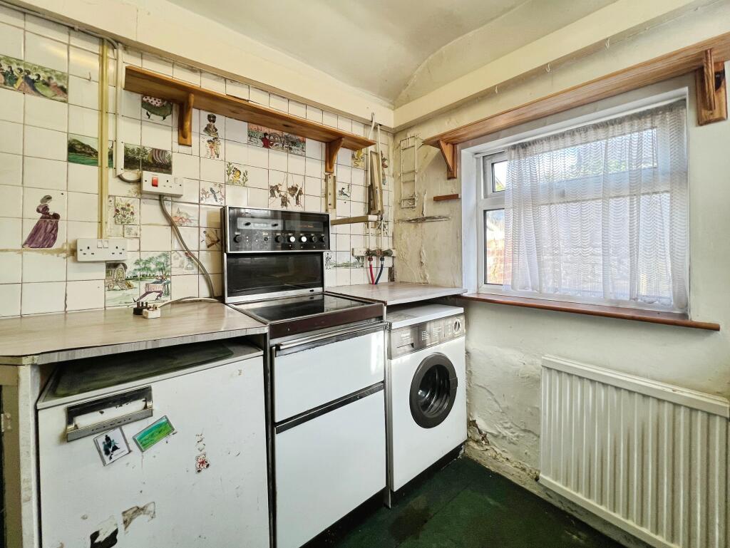 House in Bolton - View 5