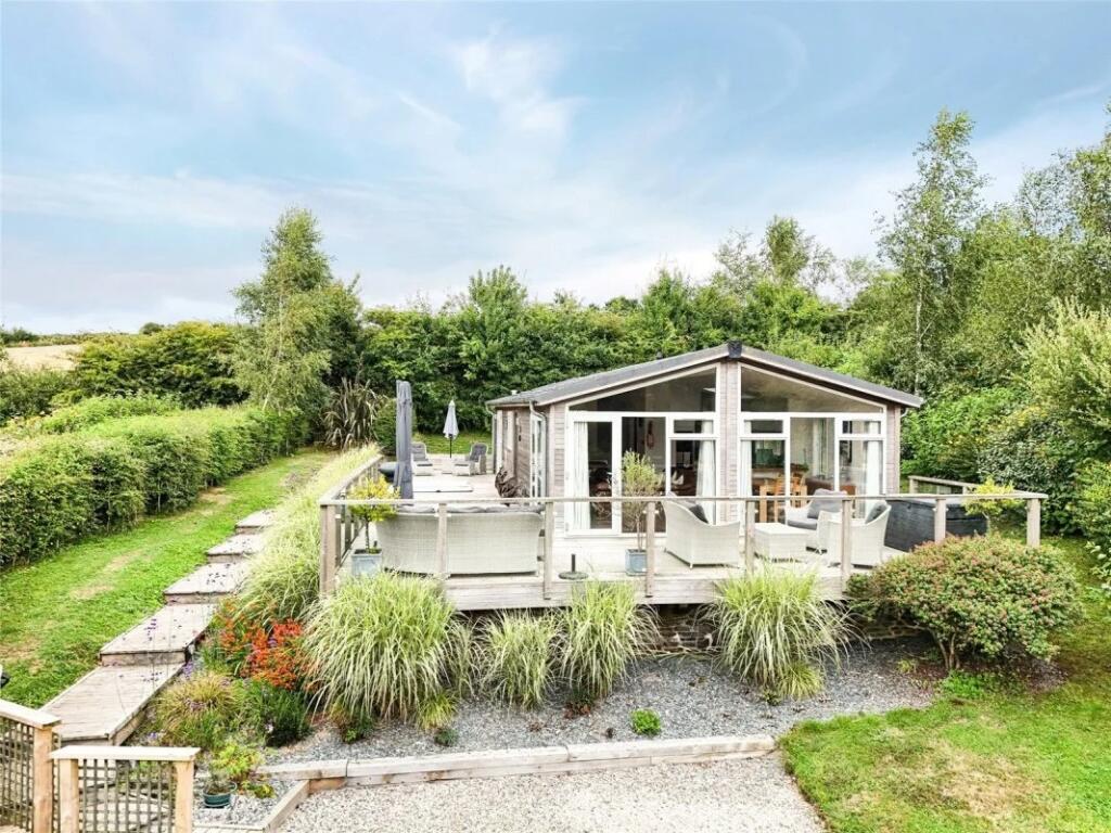 Stonerush Lakes, Lanreath, Looe, Cornwall, PL13 photo 3
