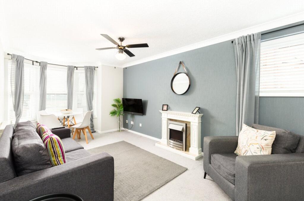 Guys Cliffe Avenue, Leamington Spa, Warwickshire, CV32 - View 2