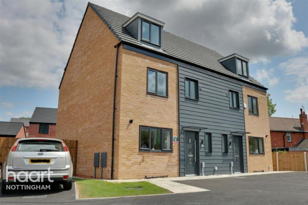 Main image of property: Henton Row, Nottingham