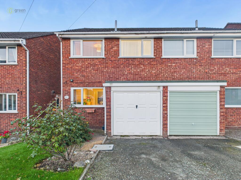 Main image of property: Tamworth Road, Two Gates, Tamworth, B77