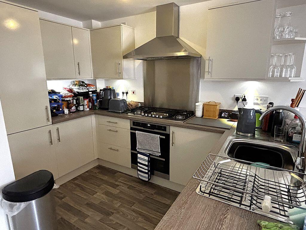 House in Llanfoist - View 4