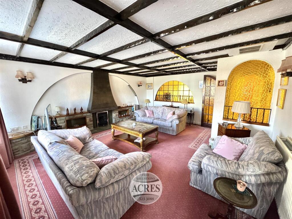 House in Sutton Coldfield, Milking Gate - View 2