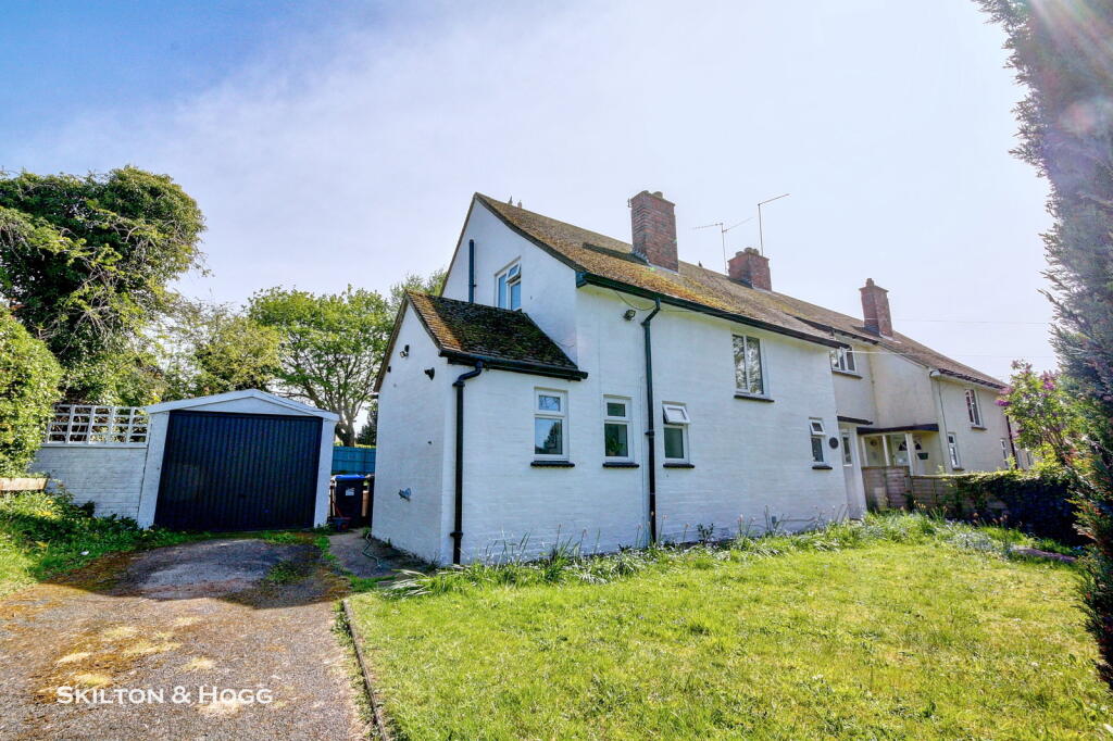 Main image of property: Norton Road, Daventry, NN11 4GX
