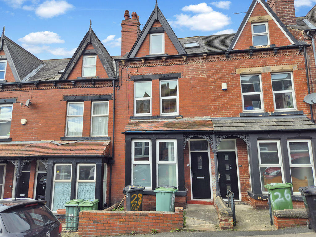 4-bed terraced on Manor Drive, Leeds, £280,000