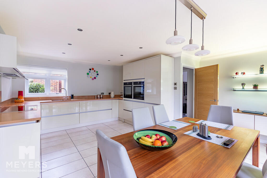 House in Holdenhurst, Littledown, Bournemouth - View 3