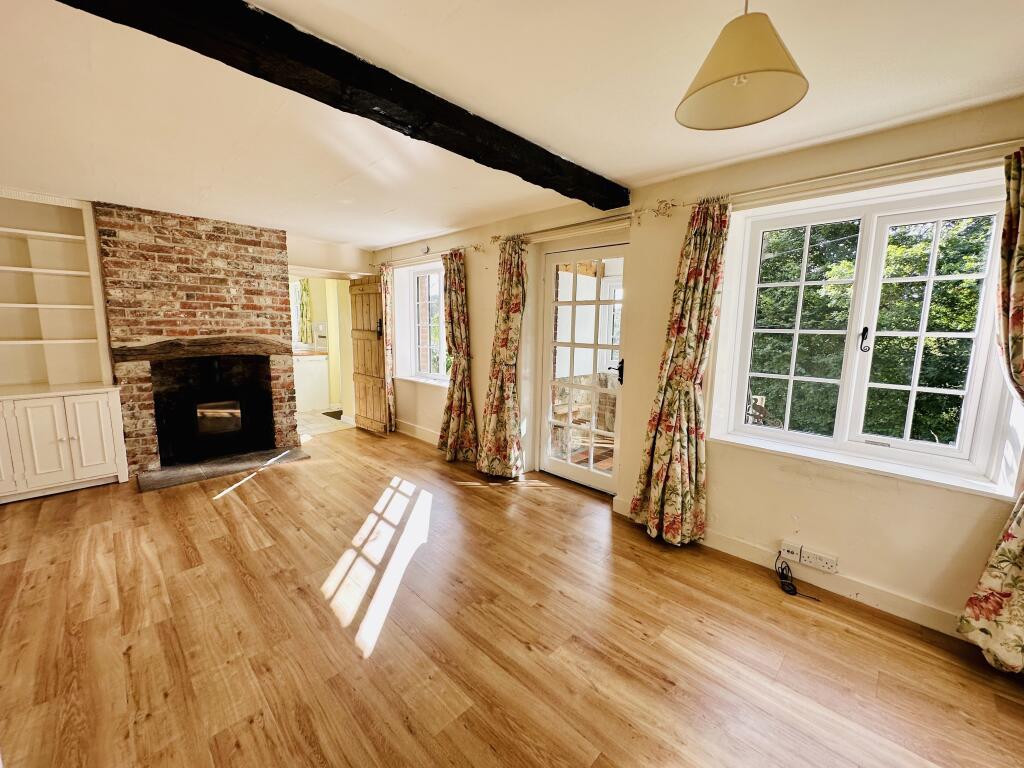 House in Salisbury - View 4