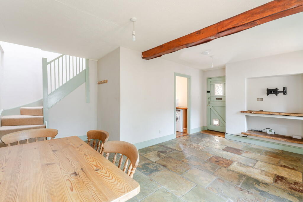 House in Churchill, Stock - View 5
