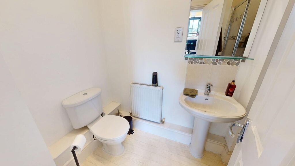 Apartment in Northampton - View 5