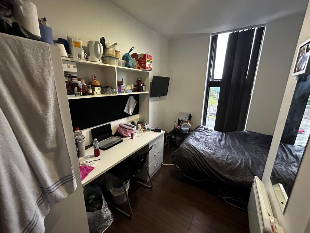 Apartment in Liverpool, Everton - View 4