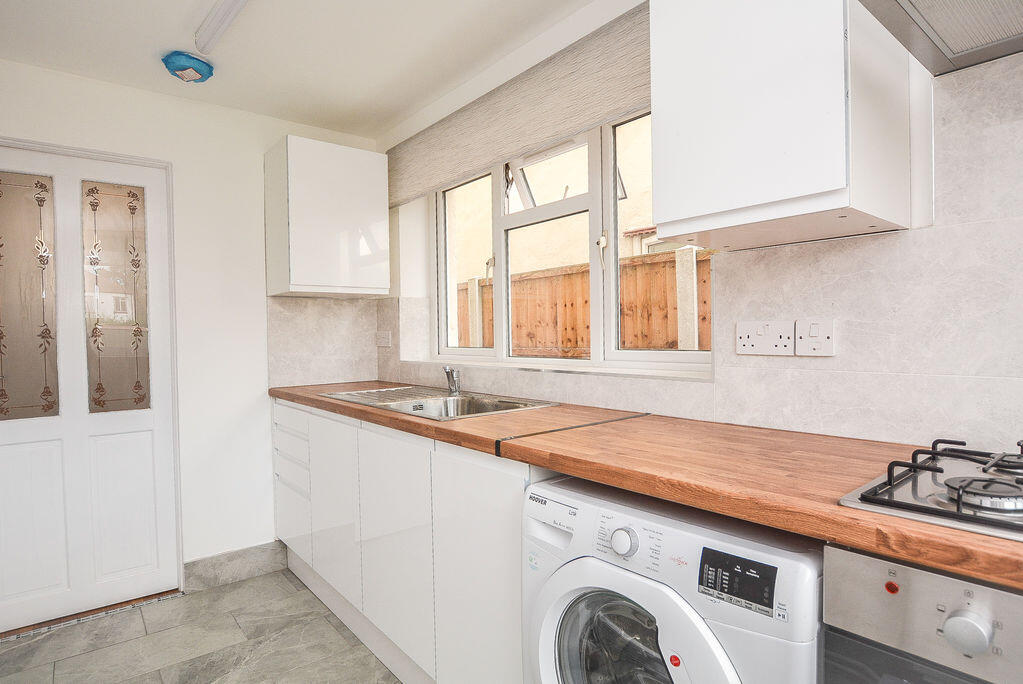 House in Southend-on-Sea - View 5