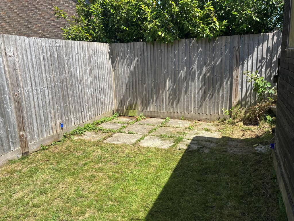 Apartment in Tonbridge - More