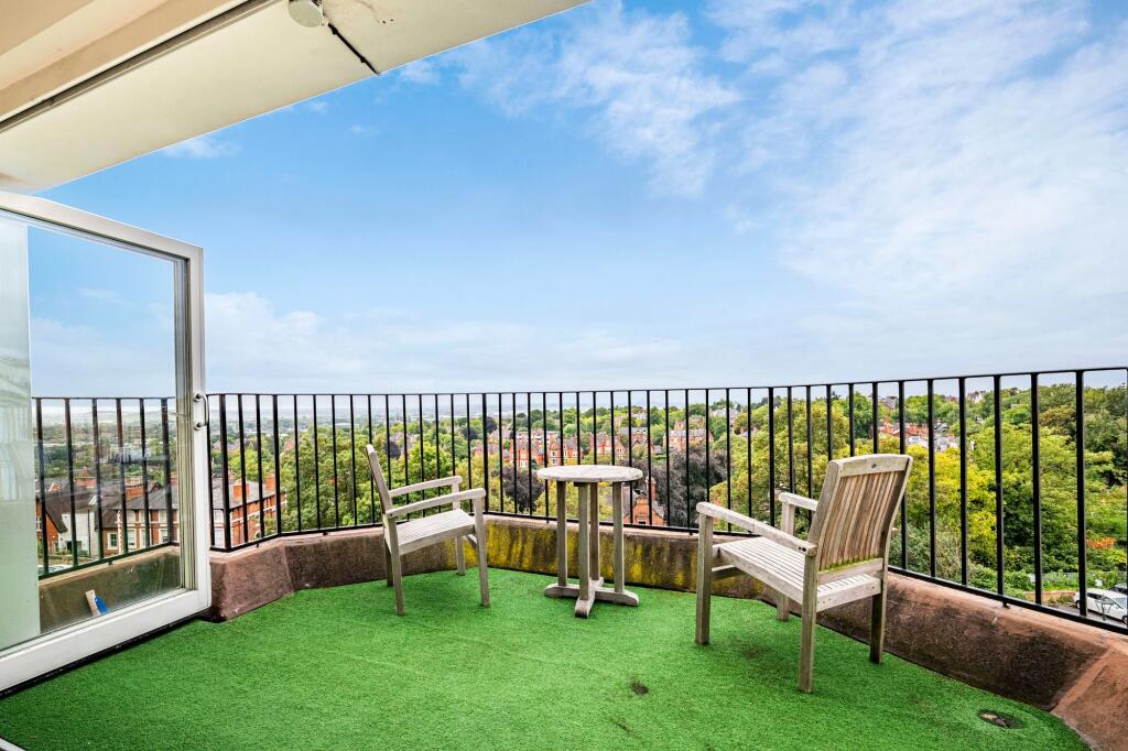 Apartment in Nottingham, The Park - View 3