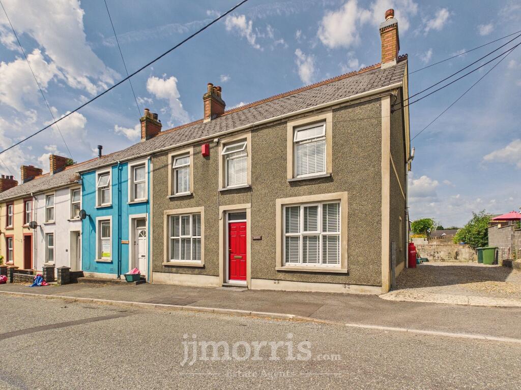 Main image of property: Clynderwen, SA66