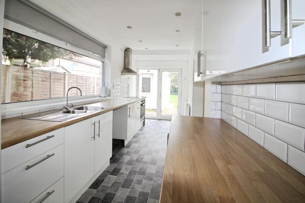 House in Doncaster - View 2