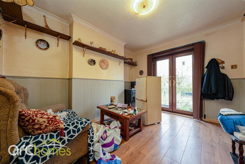 House in Wigan, Hag Fold - More