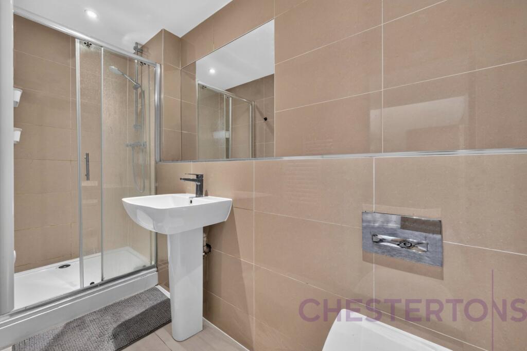 Apartment in London - More