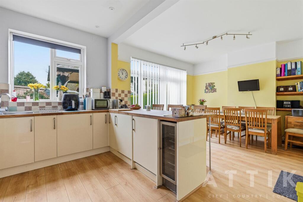 Upper Avenue, Halesworth - Widok 2