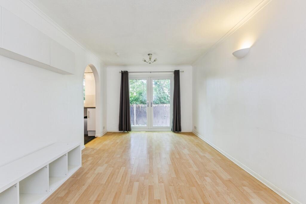 Apartment in Sutton - More