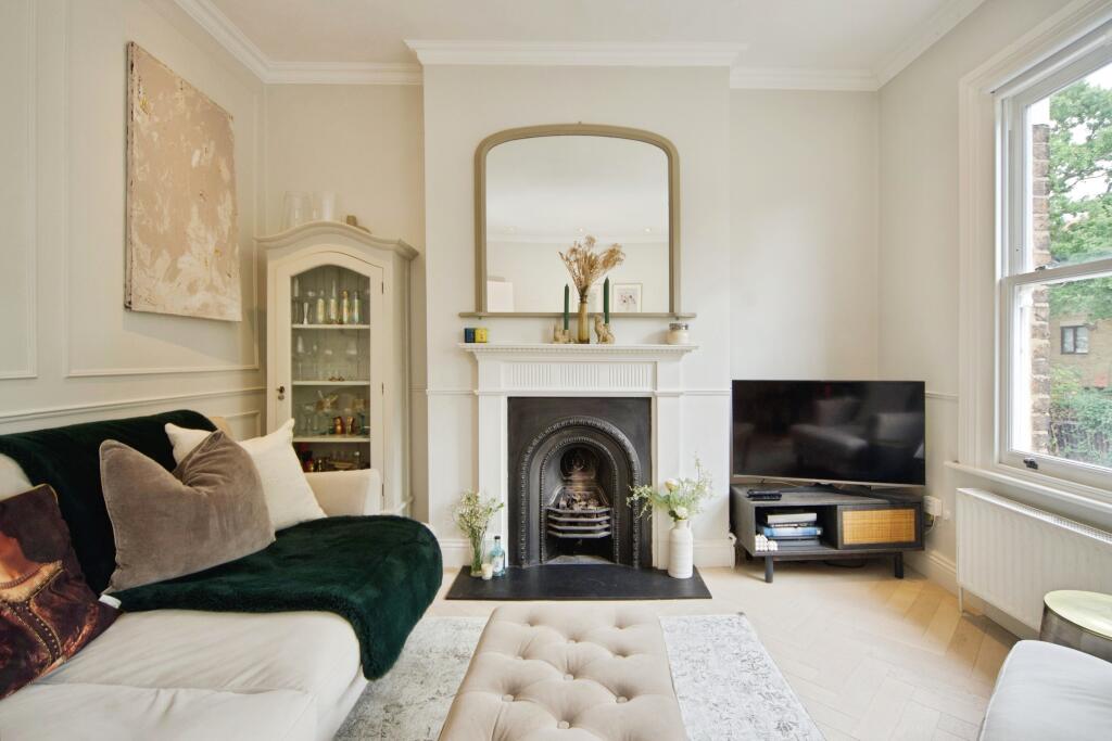 Apartment in London - View 4