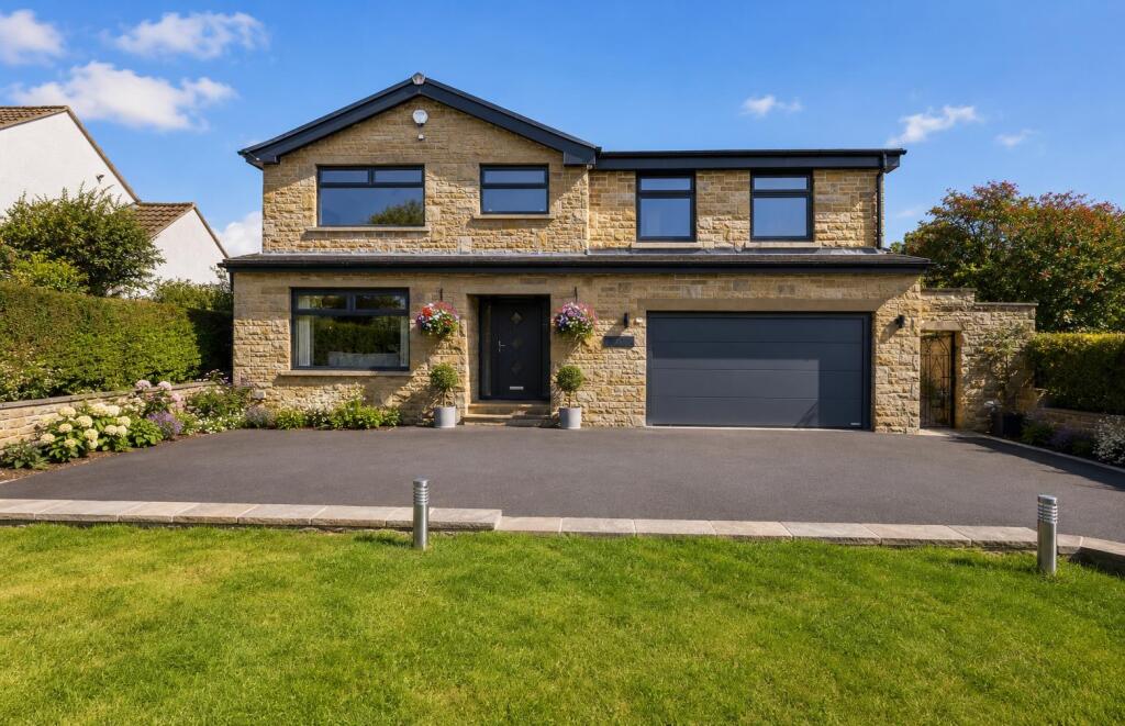 Main image of property: The Hawthorns, 24 Pinnar Lane, Halifax, HX3 9QT