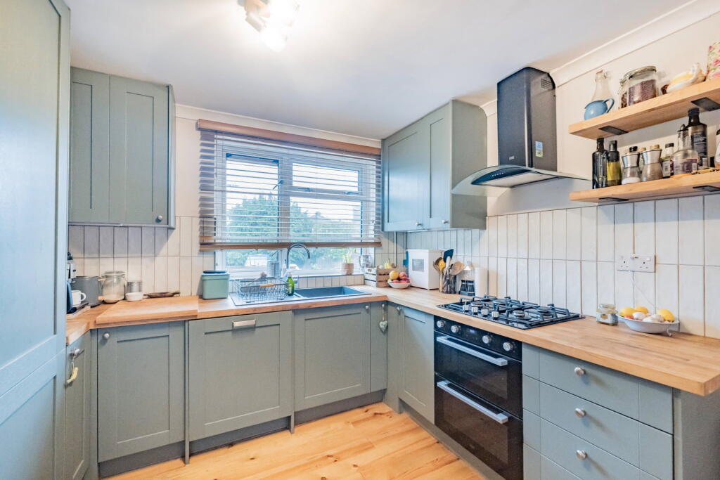 House in Tunbridge Wells, Pembury - View 4