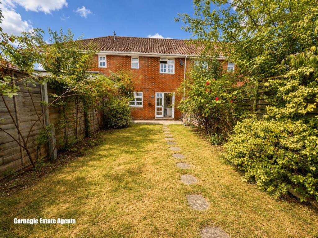 House in St Albans - View 4