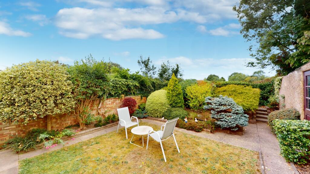 Cannonbury Avenue, Pinner photo 2