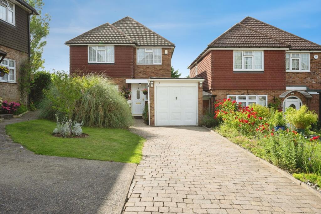 Main image of property: Sutherland Place, Luton, Bedfordshire, LU1