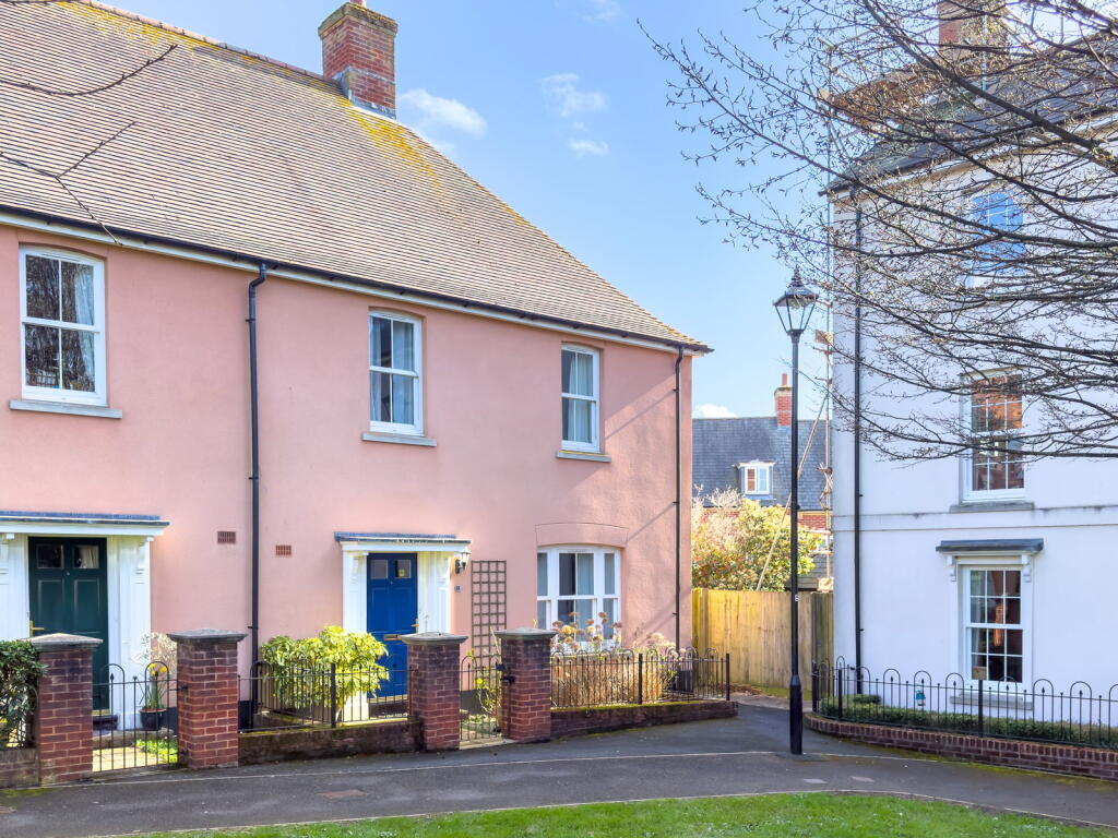 Main image of property: Mansell Copse Walk,Exeter,EX2 5GU