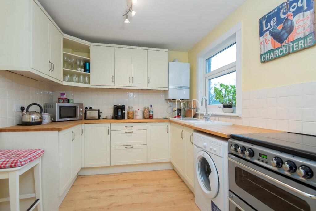 Apartment in London - View 2