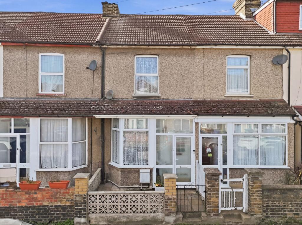 Main image of property: Kent Road, Grays