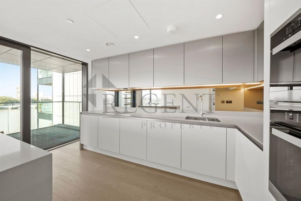 Apartment in London, Vauxhall - View 5