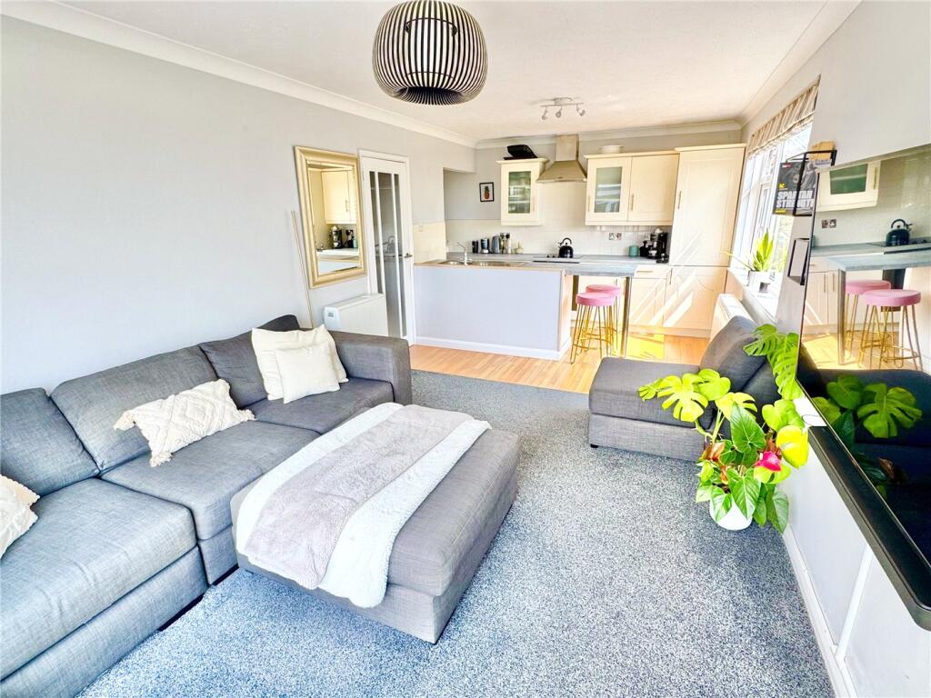 26, Steepdene photo 4