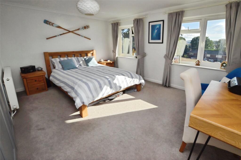 Apartment in Exeter, Devon - More
