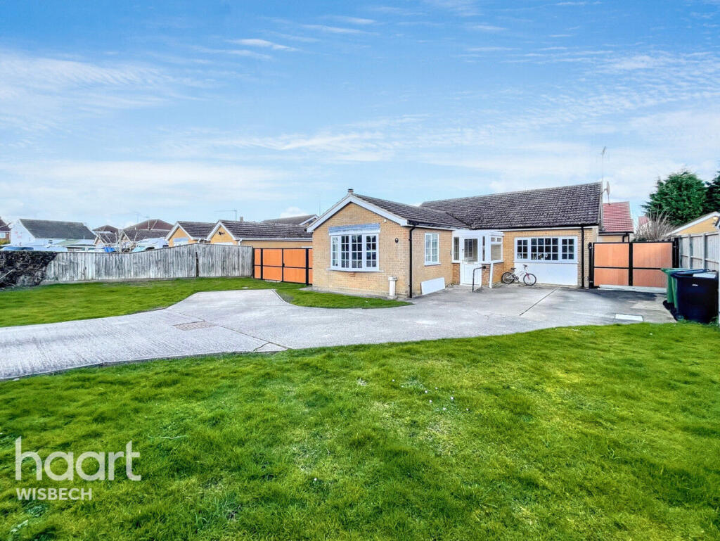 4-bed bungalow on Common Road, Walton Highway, £375,000
