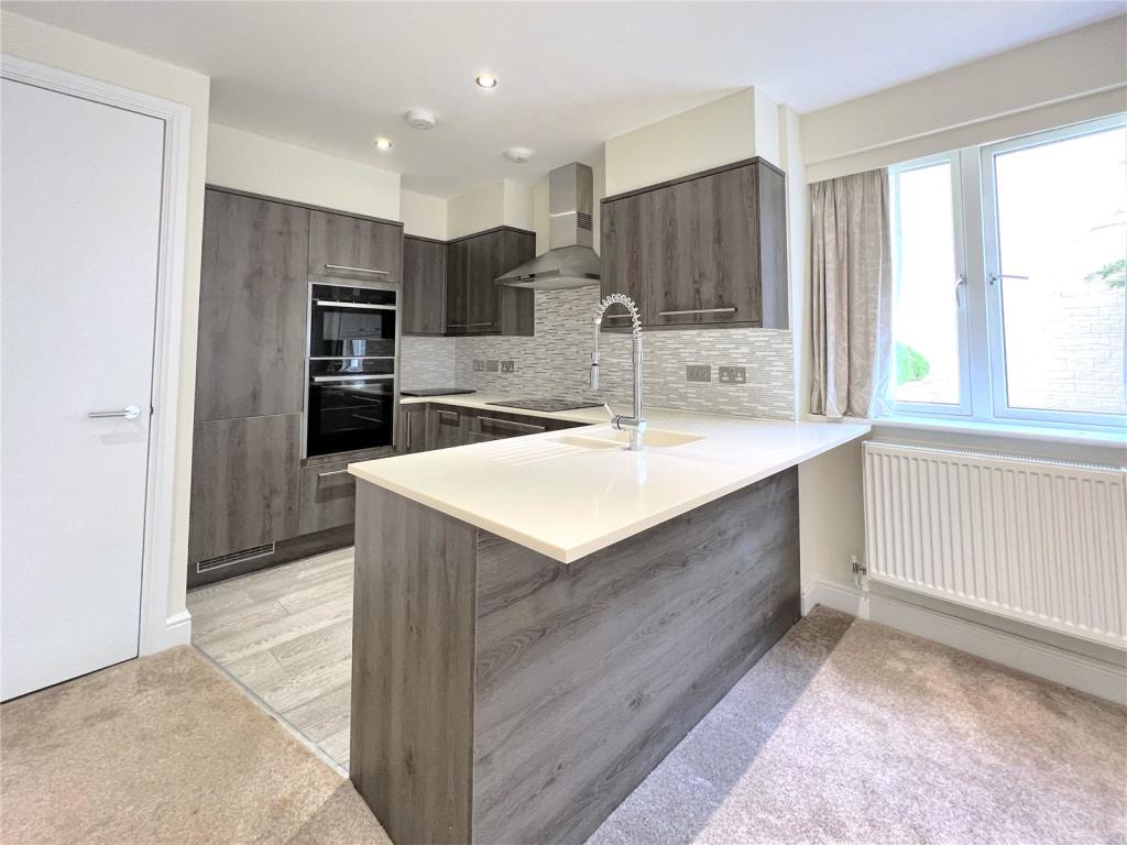 Stratton Place, Stratton, Cirencester, Gloucestershire, GL7 - View 3