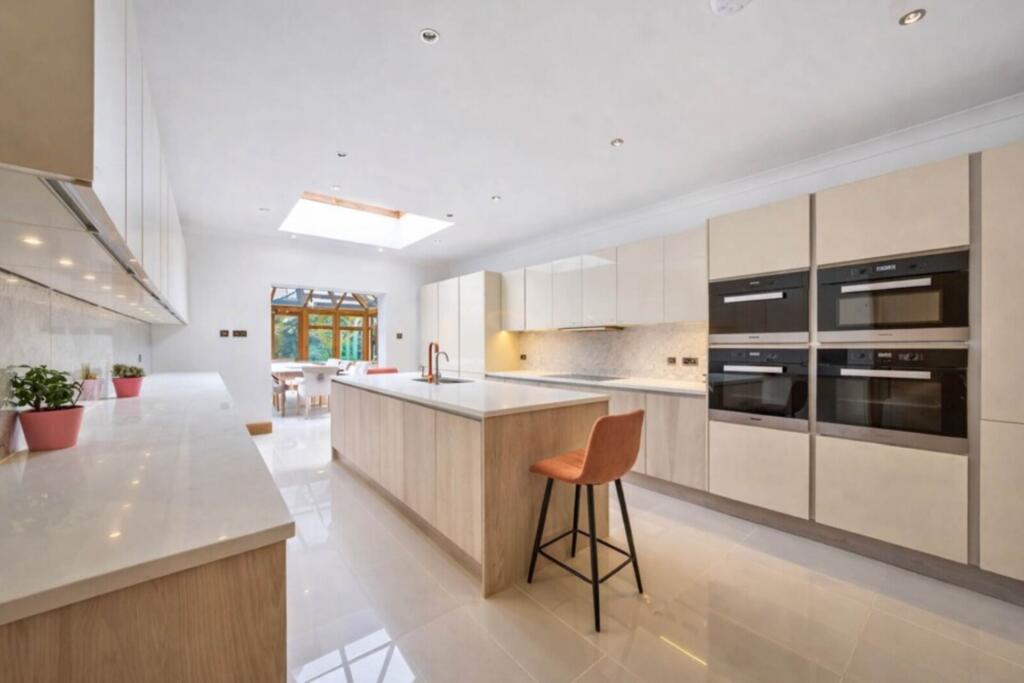 Main image of property: Deacons Hill Road, Elstree