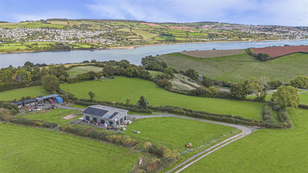Main image of property: Stokeinteignhead, Newton Abbot