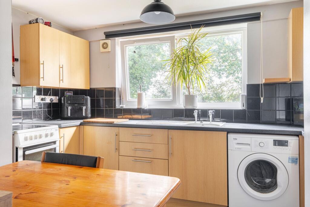 Apartment in Norwich - View 4