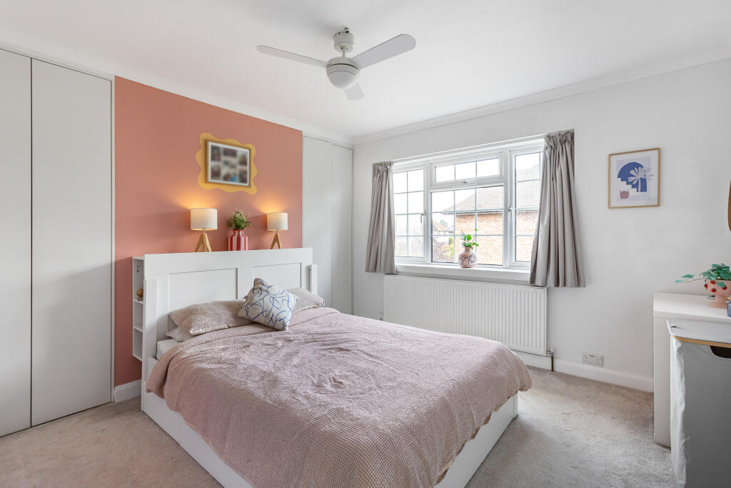 Apartment in Hatfield, Old Hatfield - View 6