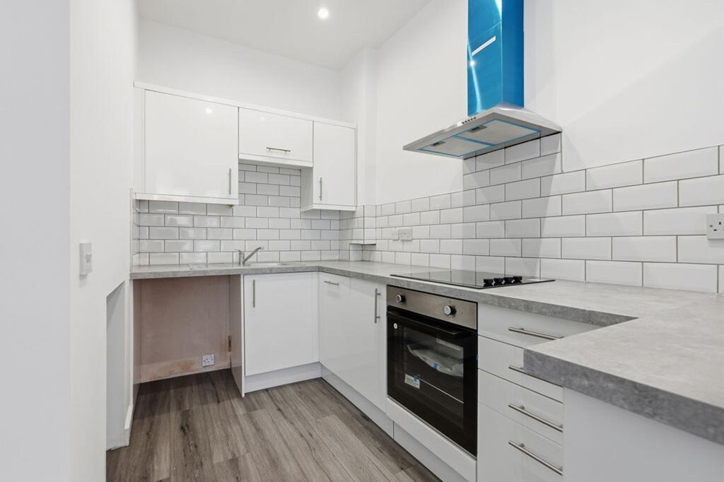 Apartment in Glasgow, Hangingshaw, Mount Florida - View 5