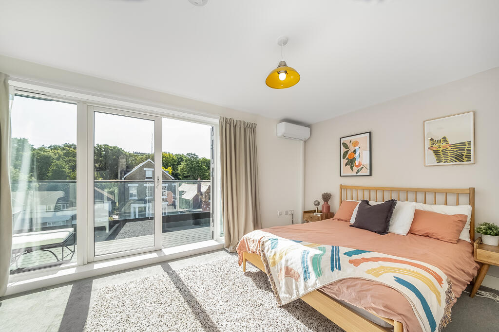 Apartment in London - View 4