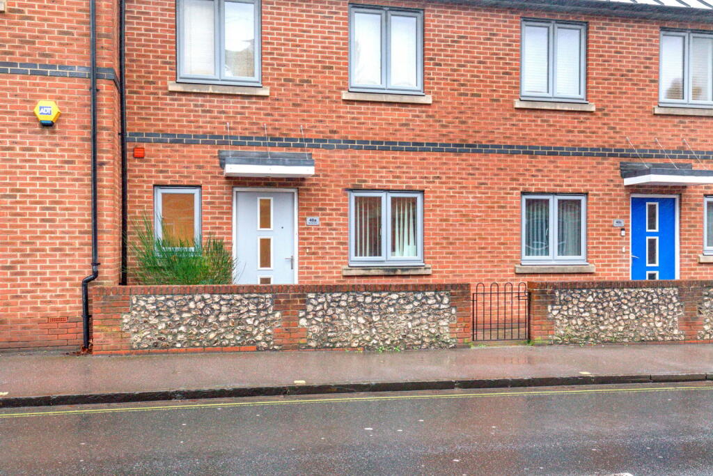 Main image of property: Bar End Road,Winchester,SO23 9NP